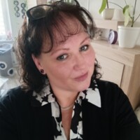 Ani W., Single aus Bernitt