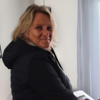 Doro S., Single aus Rostock