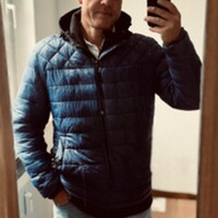 Tommy Schneeberg, Single aus Rostock