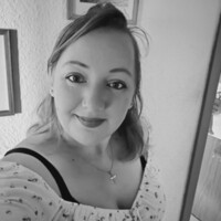 Jacqui U., aus Schwerin