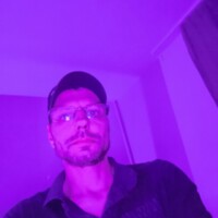 M J, Single aus Rostock