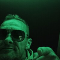 Riko Millo, Single aus Suhl