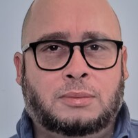 Falk Burgi, Single aus Neubrandenburg