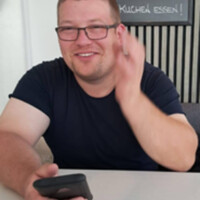 Sebastian Heine, Single aus Eutin