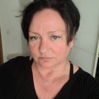 Eileen Nur, Single aus Rostock