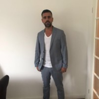 Yücel A., Single aus Hamburg