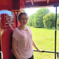 Jenny Hro, aus Rostock
