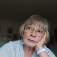 Irene Koch, Single aus Deven