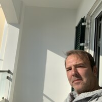 S J, aus Rostock